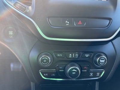 2020 Jeep Cherokee Altitude