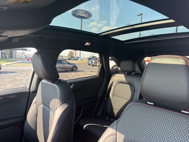 2026 Ford Escape Hybrid ST-Line Select