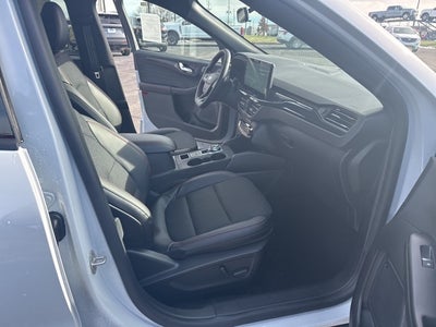 2026 Ford Escape Hybrid ST-Line Select