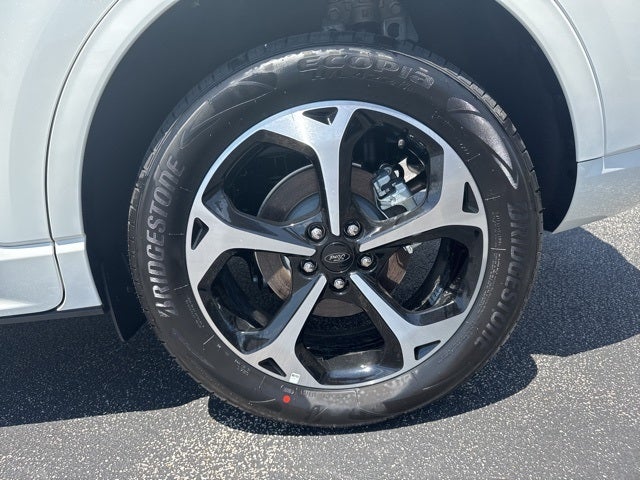 2025 Ford Escape ST-Line Elite