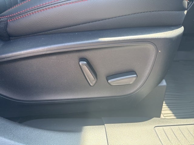 2025 Ford Escape ST-Line Elite