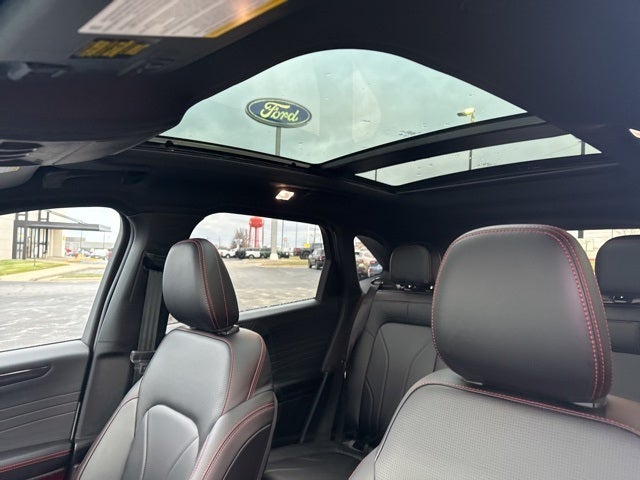 2026 Ford Escape ST-Line Elite