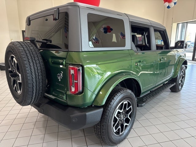2024 Ford Bronco Outer Banks