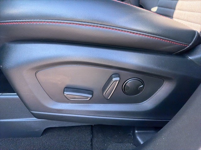 2025 Ford Explorer ST-Line ST-Line