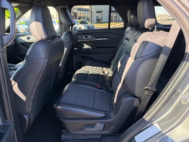 2025 Ford Explorer ST-Line ST-Line