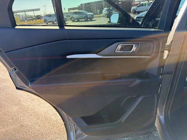 2025 Ford Explorer ST-Line ST-Line