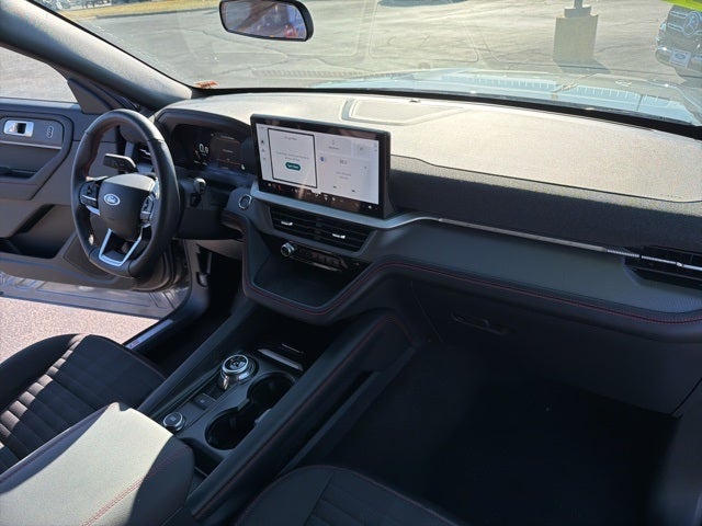 2025 Ford Explorer ST-Line ST-Line