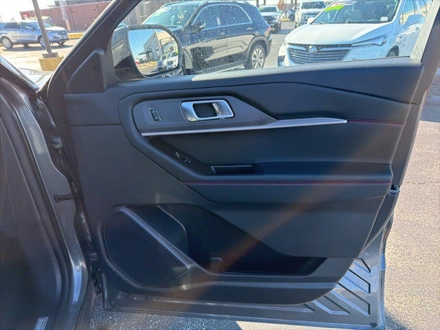 2025 Ford Explorer ST-Line ST-Line