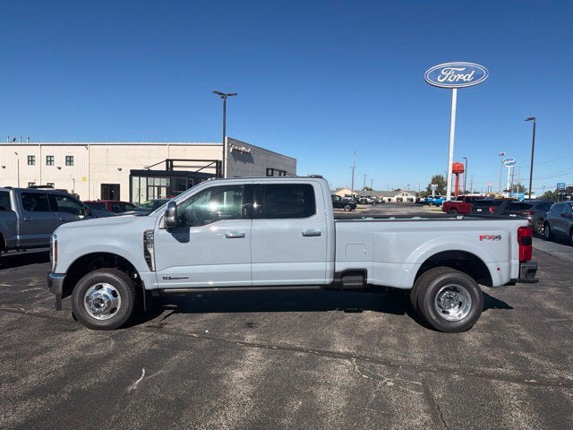 2026 Ford F-350SD Lariat DRW
