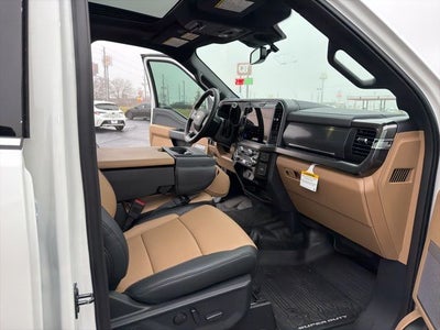 2026 Ford F-450SD Lariat DRW