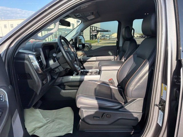 2025 Ford F-450SD Lariat DRW