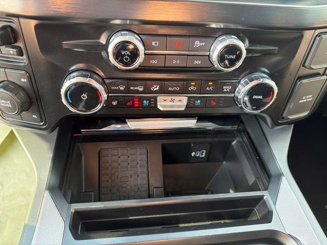2025 Ford F-450SD Lariat DRW