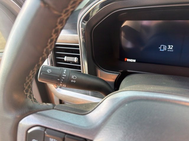 2025 Ford F-450SD Lariat DRW