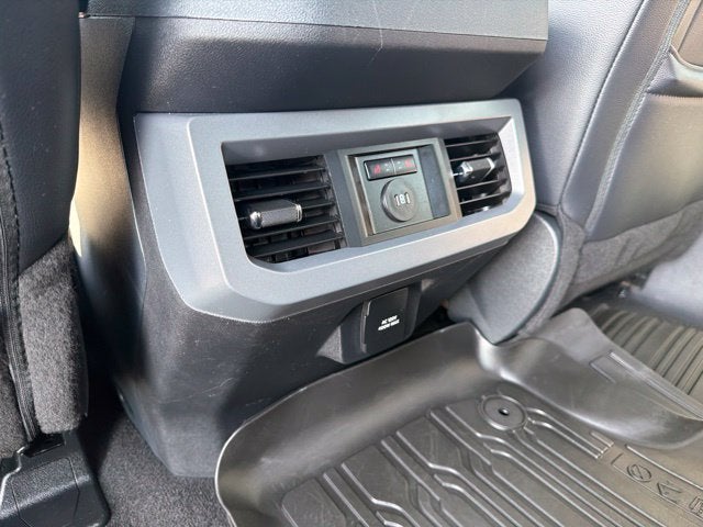 2025 Ford F-450SD Lariat DRW