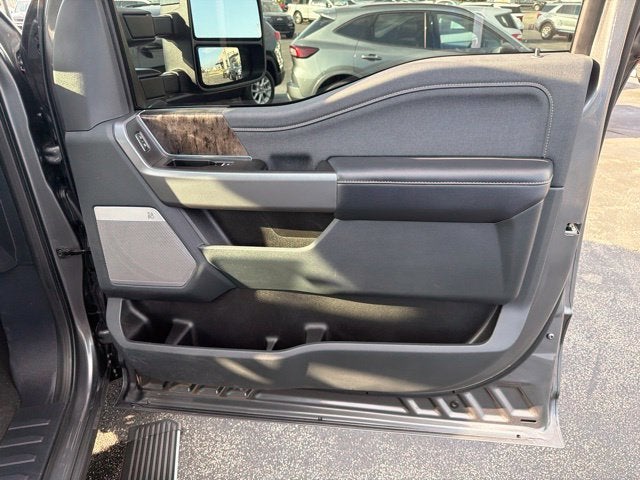 2025 Ford F-450SD Lariat DRW