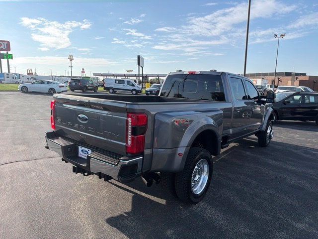2025 Ford F-450SD Lariat DRW