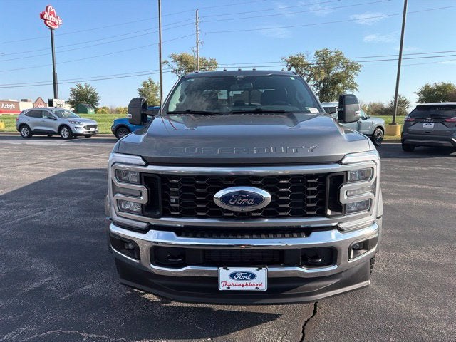2025 Ford F-450SD Lariat DRW