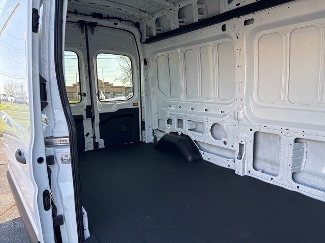 2025 Ford Transit-350 Base
