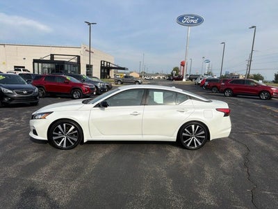 2022 Nissan Altima 2.5 SR