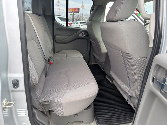 2016 Nissan Frontier SV