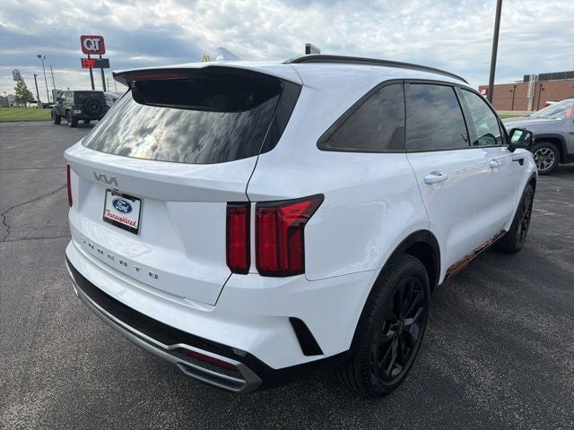 2022 Kia Sorento SX
