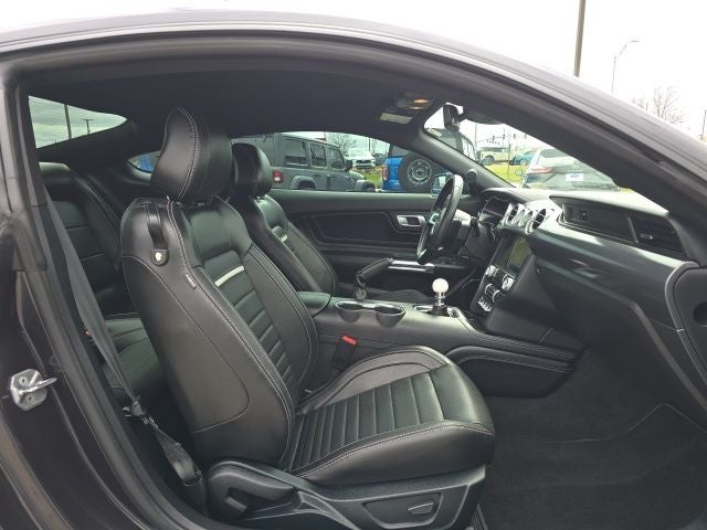 2022 Ford Mustang Mach 1