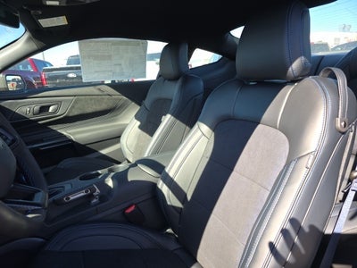 2025 Ford Mustang Dark Horse