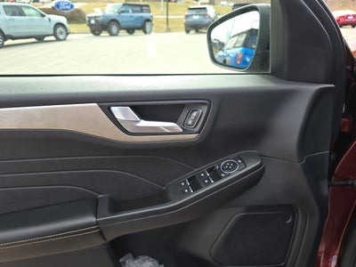 2021 Ford Escape SE Hybrid