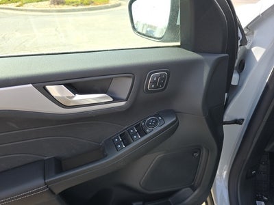 2025 Ford Escape Plug-In Hybrid Base