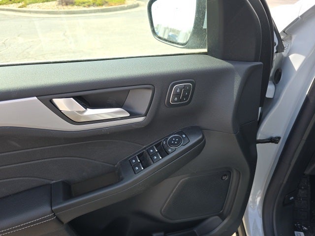 2025 Ford Escape Plug-In Hybrid Base