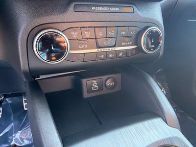 2024 Ford Escape Hybrid ST-Line