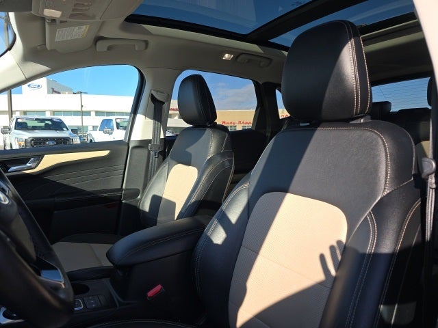 2021 Ford Escape Titanium Hybrid