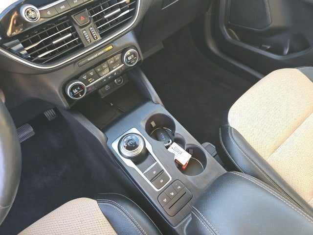 2021 Ford Escape Titanium Hybrid