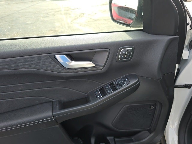 2026 Ford Escape Platinum