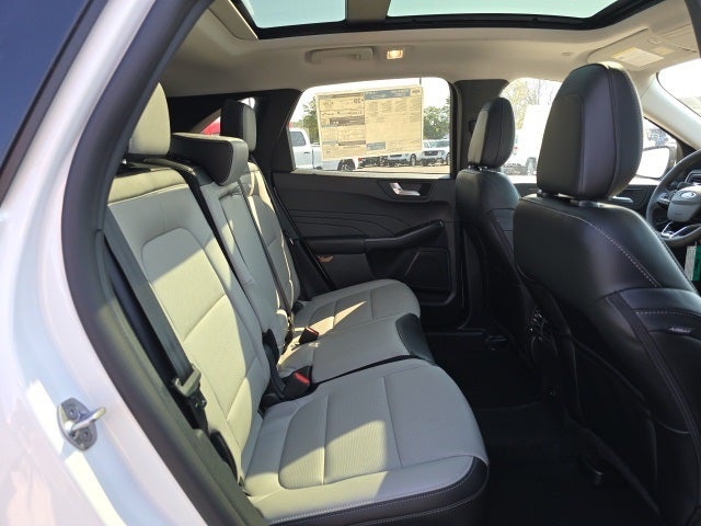 2026 Ford Escape Hybrid Platinum