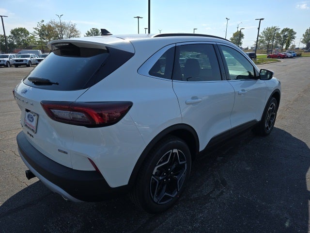 2026 Ford Escape Hybrid Platinum