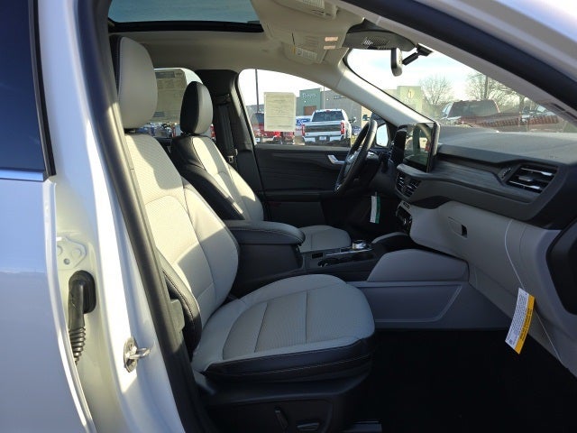 2026 Ford Escape Hybrid Platinum