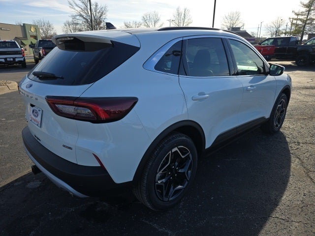 2026 Ford Escape Hybrid Platinum