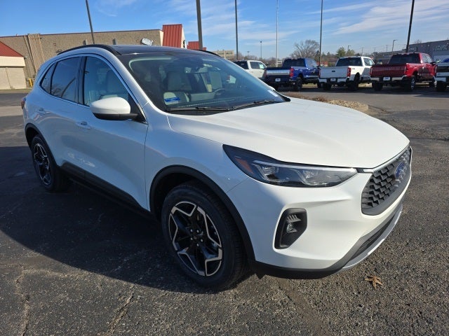 2026 Ford Escape Hybrid Platinum