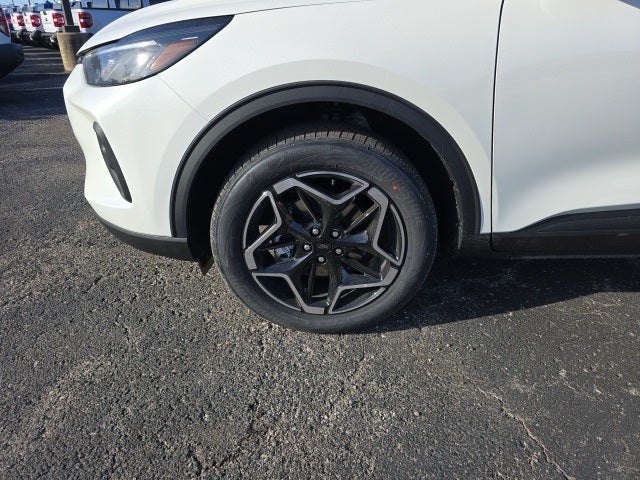 2026 Ford Escape Hybrid Platinum