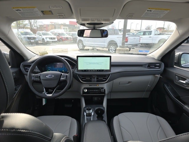 2026 Ford Escape Hybrid Platinum