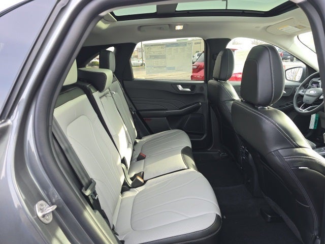 2026 Ford Escape Hybrid Platinum