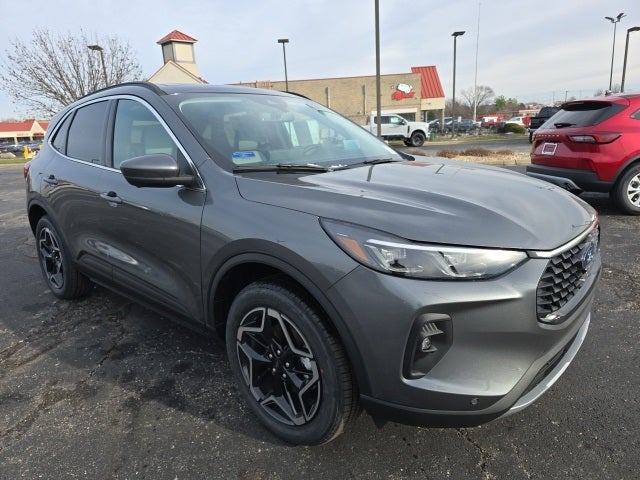 2026 Ford Escape Hybrid Platinum