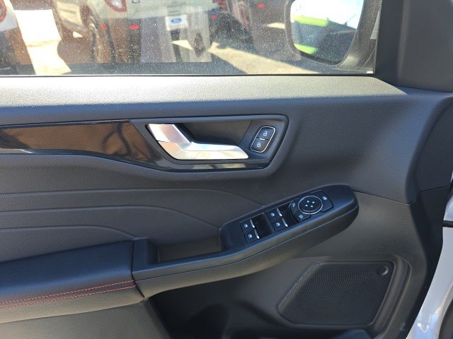 2026 Ford Escape Hybrid ST-Line Select