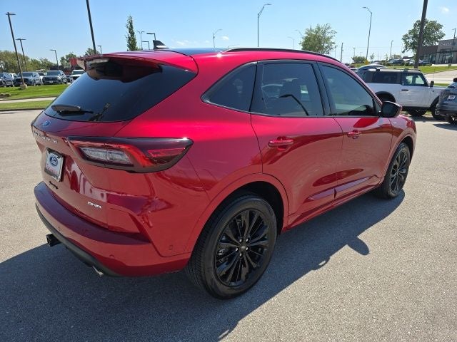 2024 Ford Escape ST-Line Elite