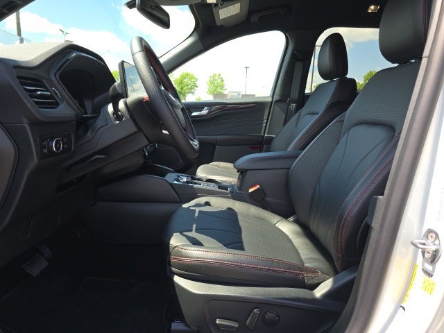 2025 Ford Escape Hybrid ST-Line Elite