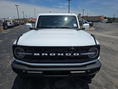 2026 Ford Bronco Outer Banks