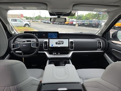 2027 Ford Expedition Platinum