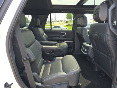 2027 Ford Expedition Platinum