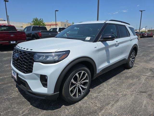2026 Ford Explorer ST-LINE 4WD's photo
